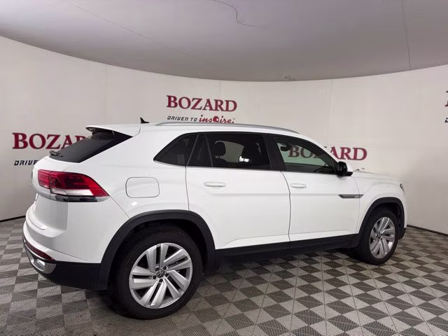 2021 Pure White Volkswagen Atlas Cross Sport 2.0T SE w/Technology FWD SUV