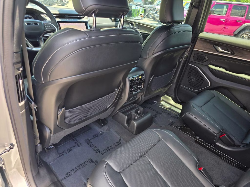 2026 Silver Zynith Jeep Grand Cherokee L Limited Reserve 4X4 SUV