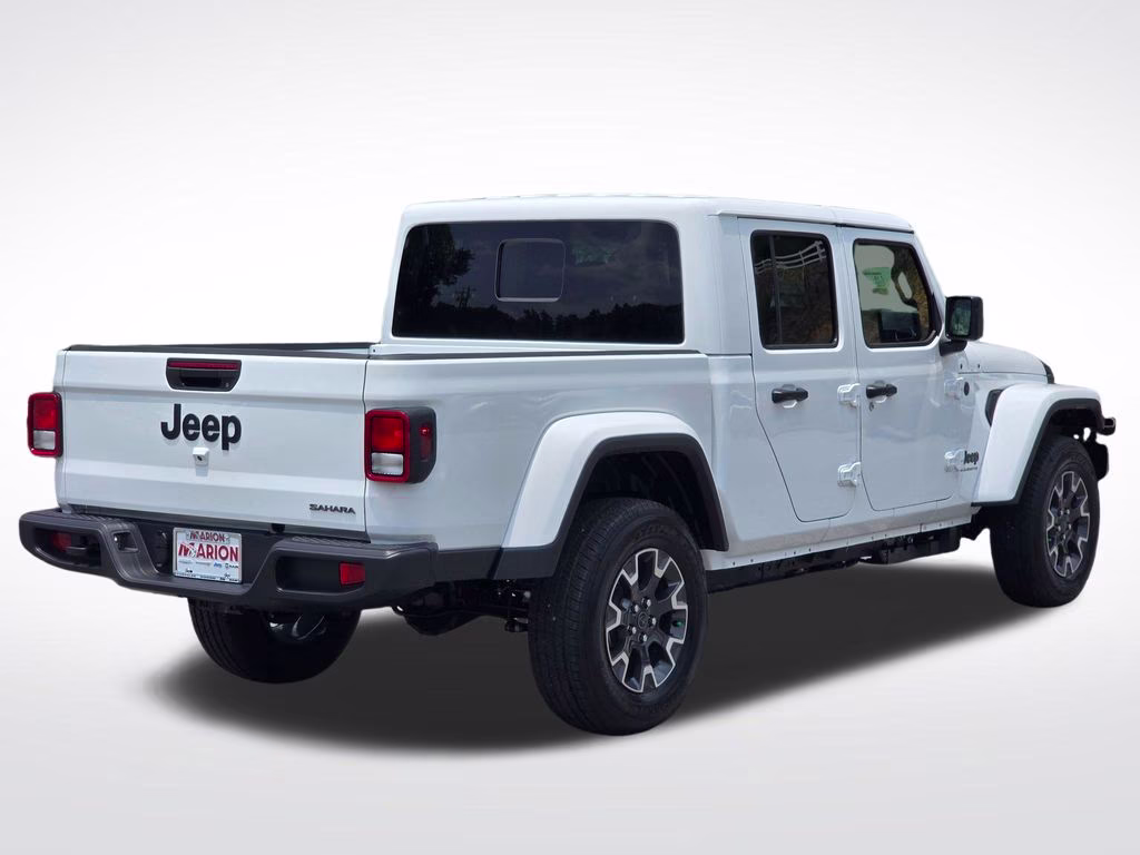 2026 Bright White Clearcoat Jeep Gladiator Sahara 4X4 Truck