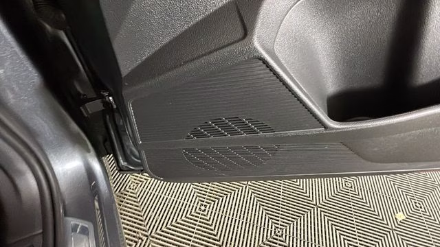 2023 Platinum Gray Metallic Volkswagen Taos 1.5T SE FWD SUV