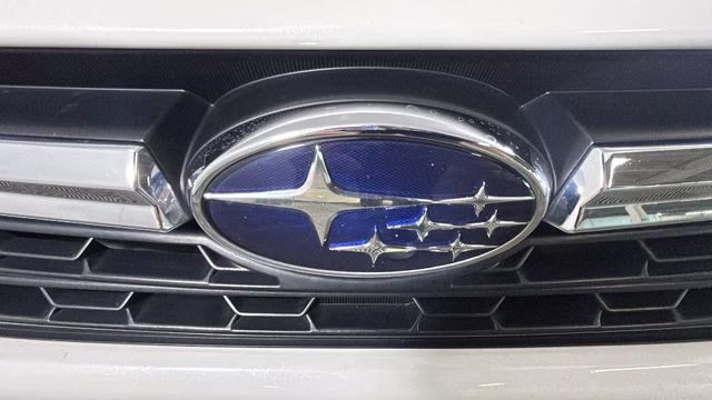 2021 Crystal White Pearl Subaru Impreza Premium AWD Sedan