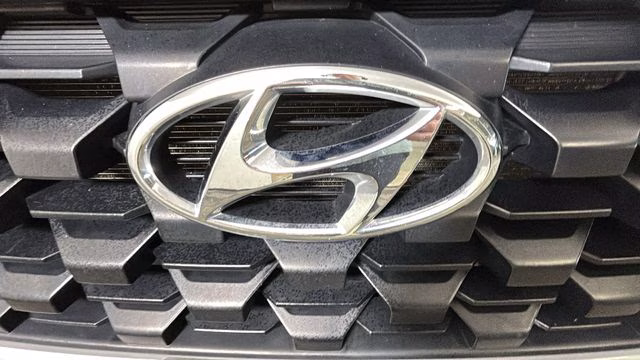 2023 Hampton Gray Hyundai Santa Fe SEL AWD SUV