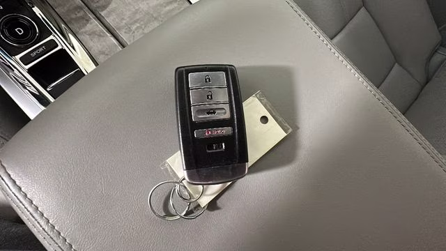 2018 pewter gray met Acura RLX Base FWD Sedan