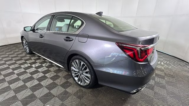 2018 pewter gray met Acura RLX Base FWD Sedan