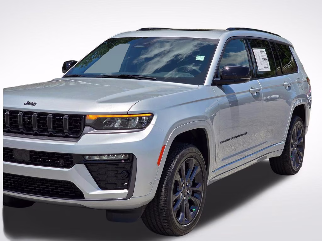 2026 Silver Zynith Jeep Grand Cherokee L Limited Reserve 4X4 SUV