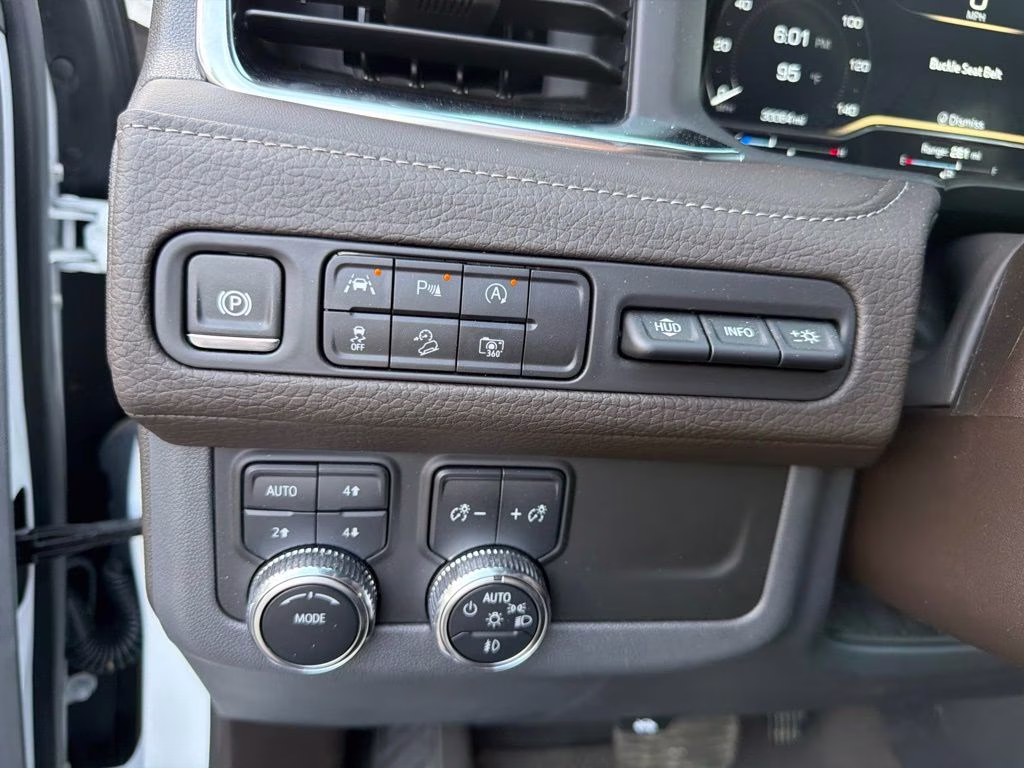 2024 Summit White GMC Yukon Denali 4X4 SUV