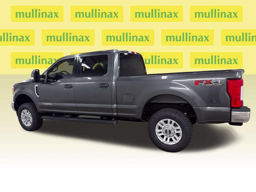 2017 Magnetic Ford Super Duty F-250 SRW XLT 4X4 Truck