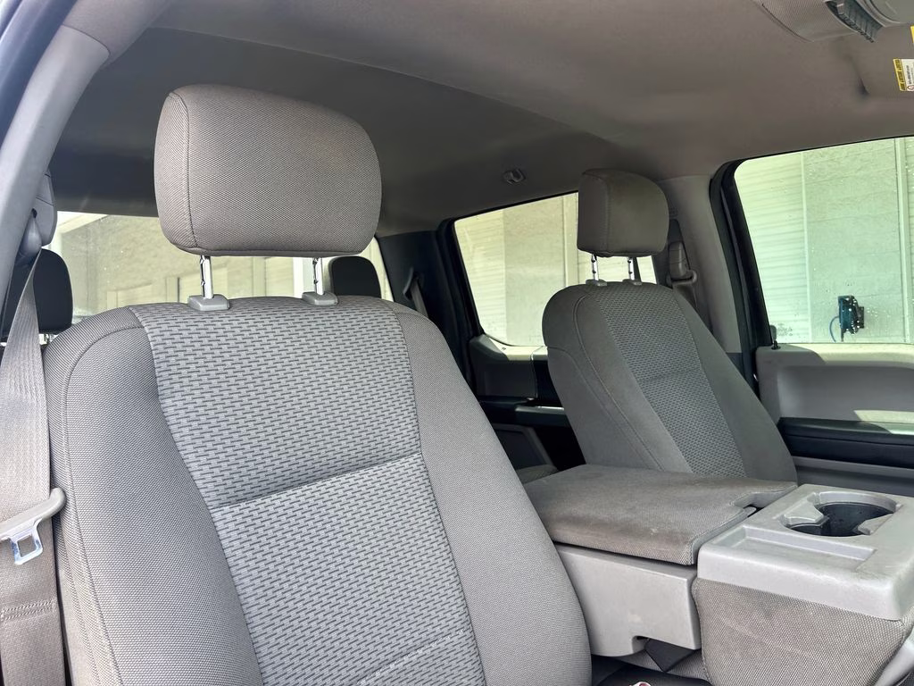 2017 Magnetic Ford Super Duty F-250 SRW XLT 4X4 Truck