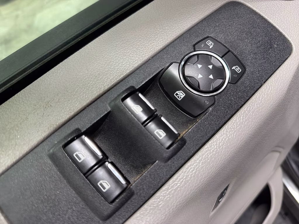 2017 Magnetic Ford Super Duty F-250 SRW XLT 4X4 Truck