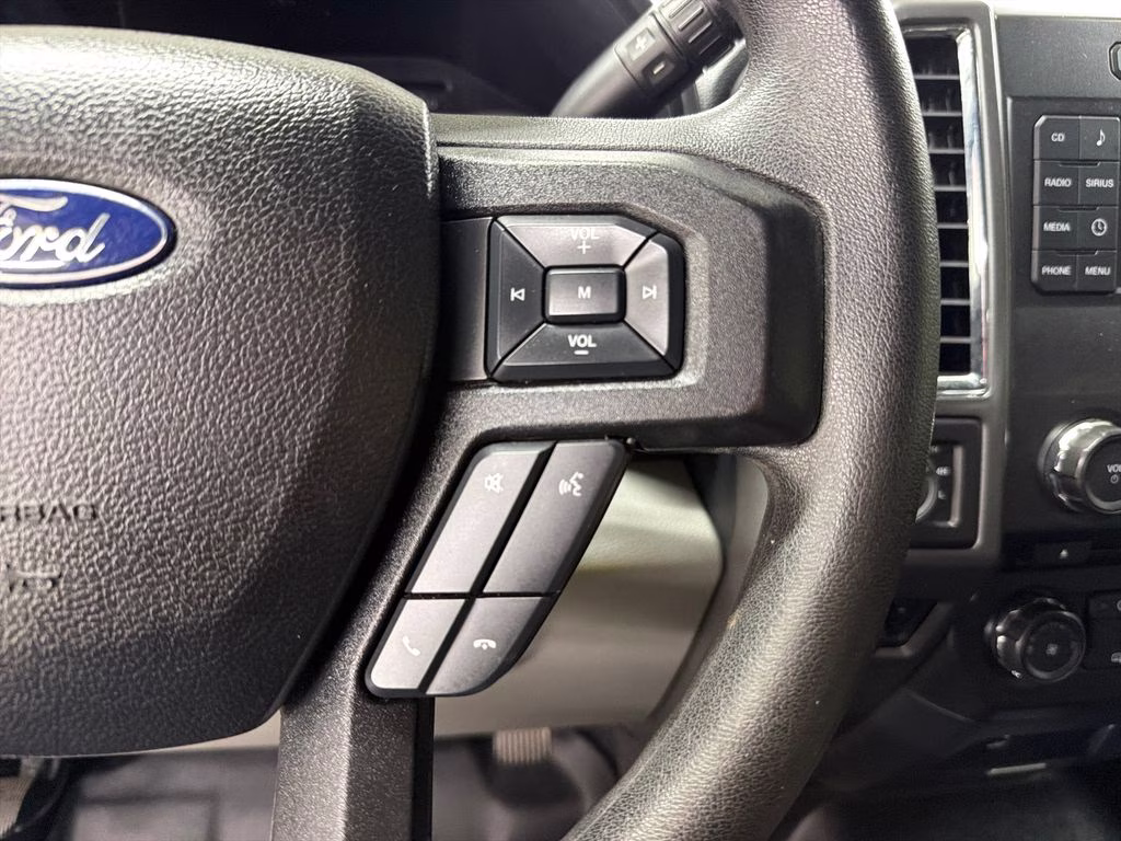 2017 Magnetic Ford Super Duty F-250 SRW XLT 4X4 Truck