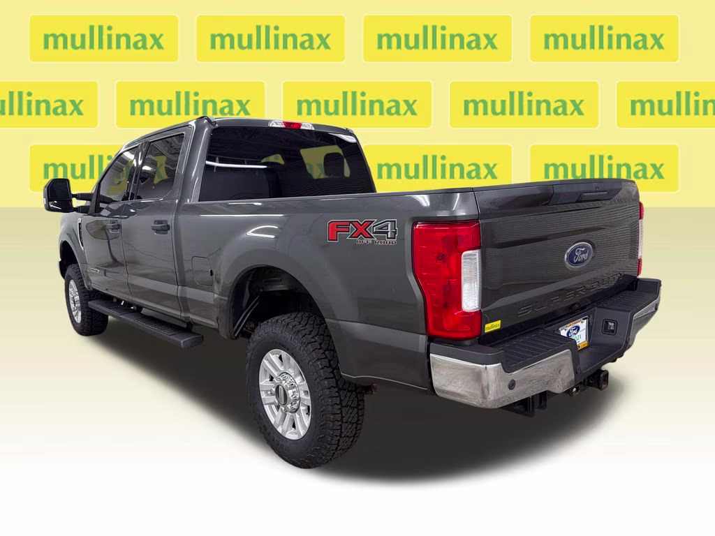 2017 Magnetic Ford Super Duty F-250 SRW XLT 4X4 Truck