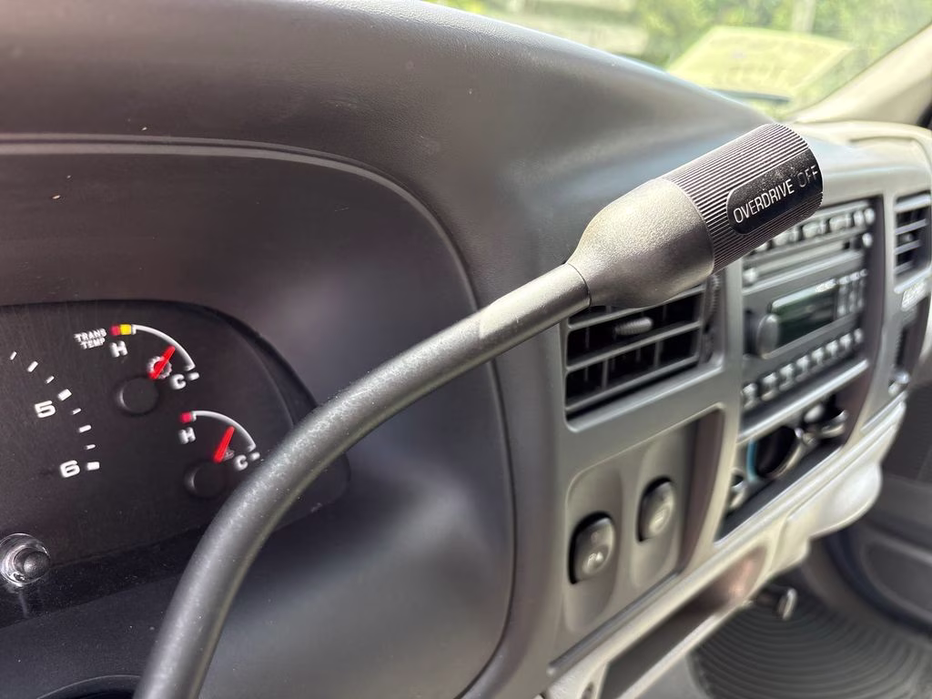 2005 Silver Birch Clearcoat Metallic Ford Excursion XLS RWD SUV