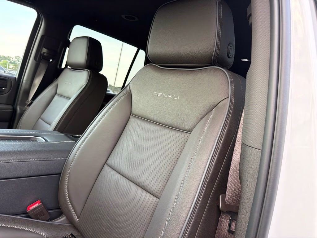 2024 Summit White GMC Yukon Denali 4X4 SUV