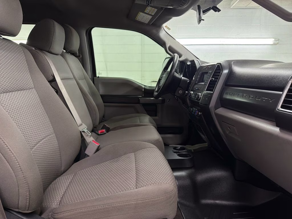 2017 Magnetic Ford Super Duty F-250 SRW XLT 4X4 Truck
