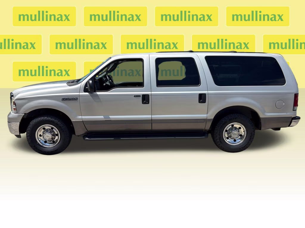 2005 Silver Birch Clearcoat Metallic Ford Excursion XLS RWD SUV