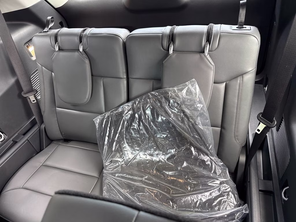 2026 White Metallic Ford Explorer Active RWD SUV