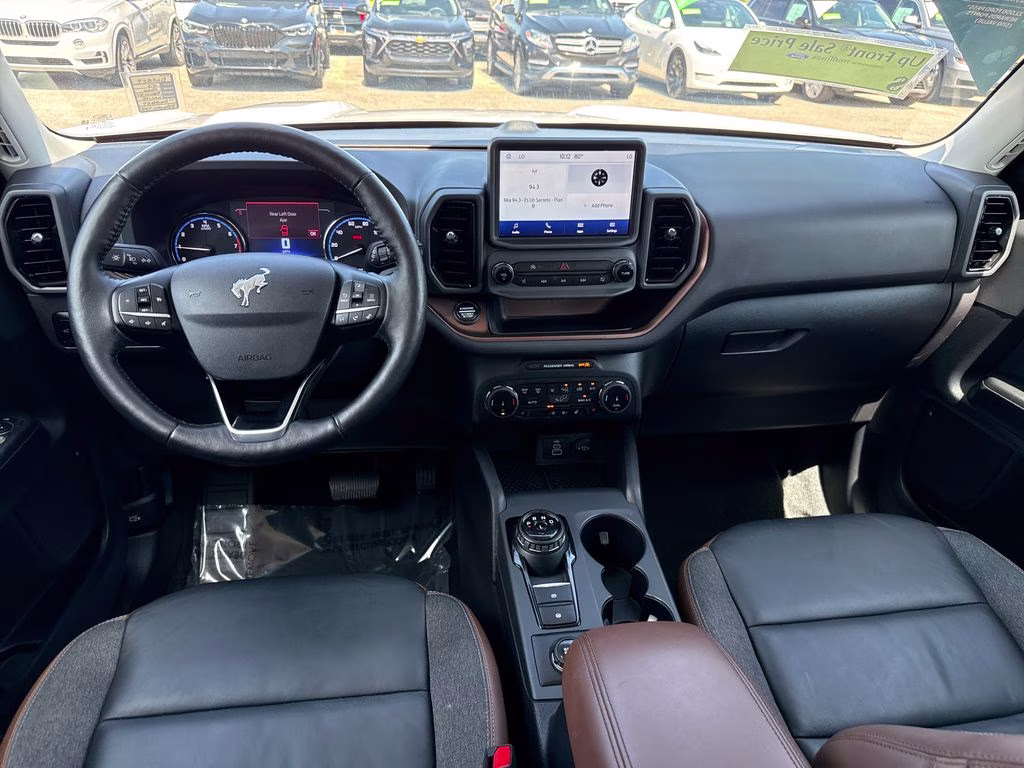 2023 Oxford White Ford Bronco Sport Outer Banks 4X4 SUV