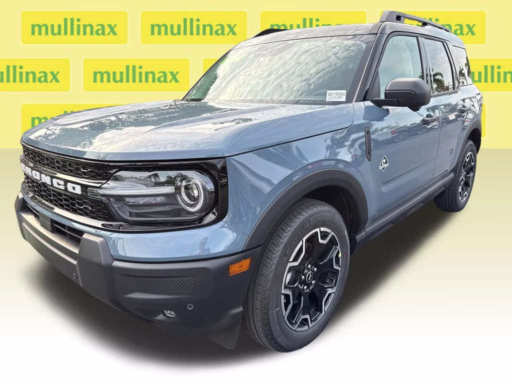 2026 Azure Gray Metallic Tri-Coat Ford Bronco Sport Outer Banks 4X4 SUV