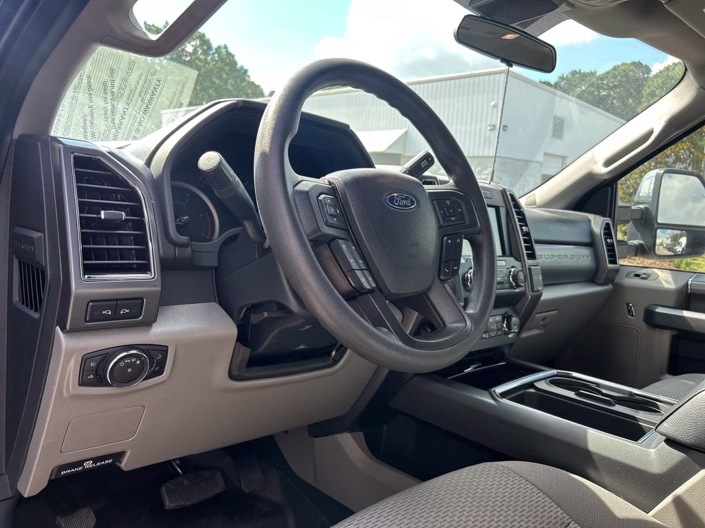 2022 Atlas Blue Metallic Ford Super Duty F-250 SRW XLT 4X4 Truck