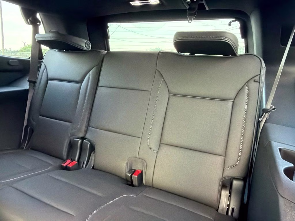 2024 Summit White GMC Yukon Denali 4X4 SUV