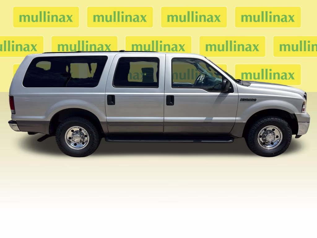 2005 Silver Birch Clearcoat Metallic Ford Excursion XLS RWD SUV