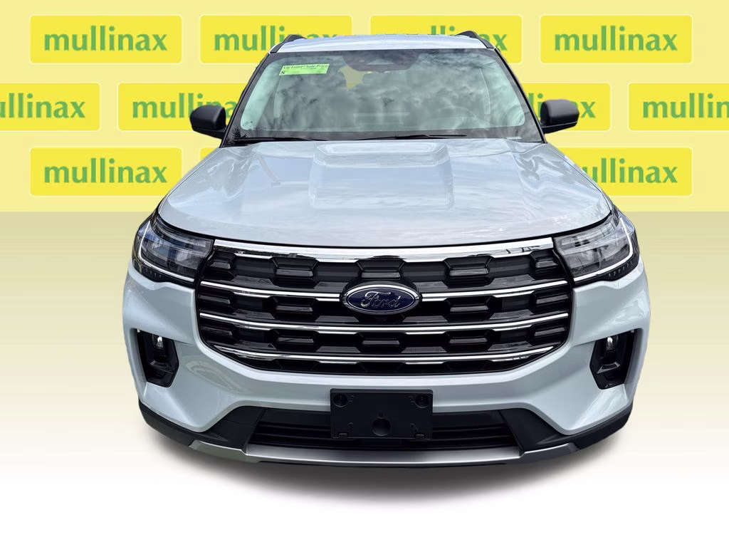 2026 White Metallic Ford Explorer Active RWD SUV