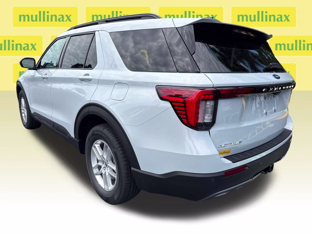 2026 White Metallic Ford Explorer Active RWD SUV
