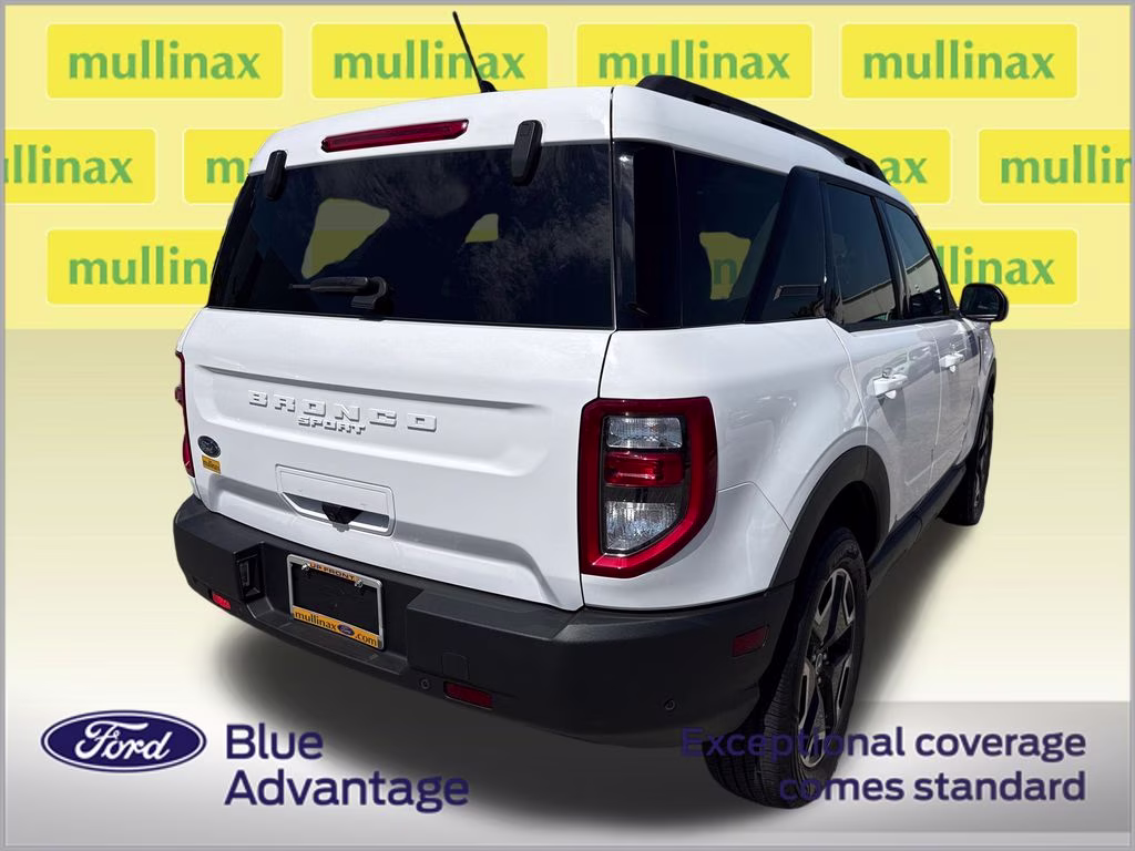 2023 Oxford White Ford Bronco Sport Outer Banks 4X4 SUV