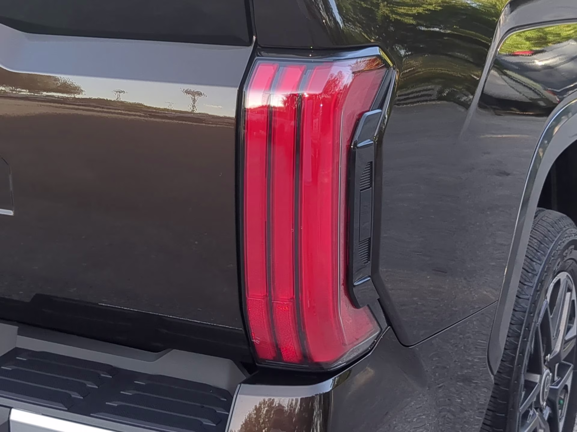 2023 Smoked Mesquite Toyota Tundra 4WD Limited Crew Cab Pickup 4X4 Truck