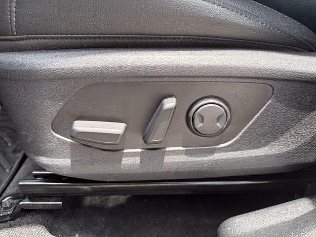 2023 Gravity Gray Kia Sportage EX FWD SUV