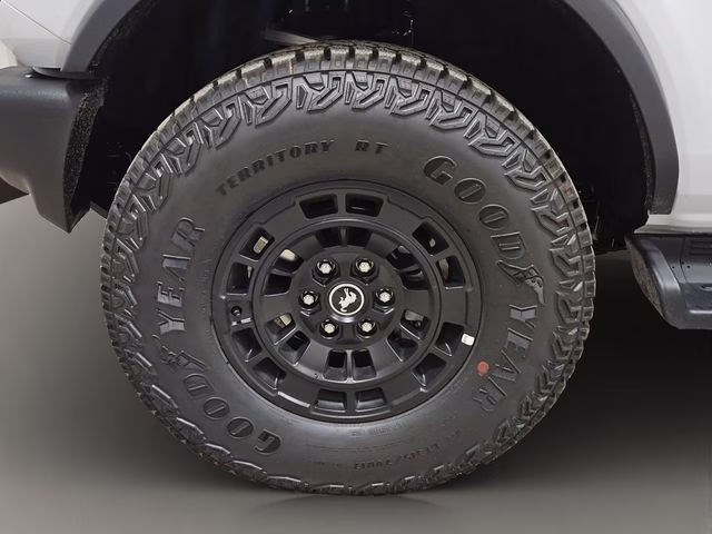 2026 Oxford White Ford Bronco Outer Banks 4X4 SUV