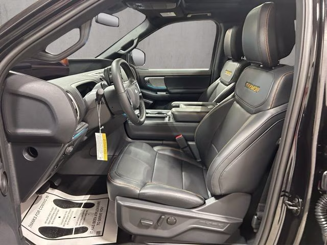 2027 Agate Black Metallic Ford Expedition Tremor 4X4 SUV