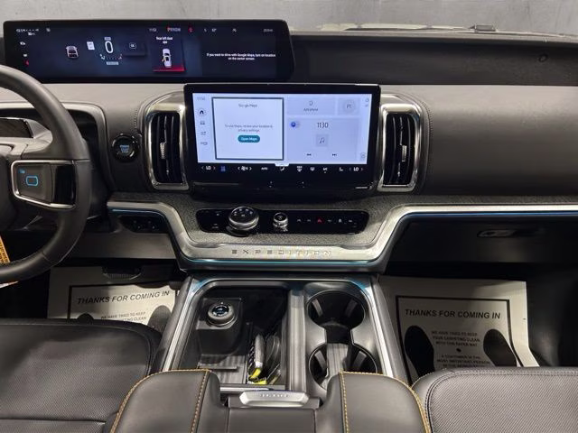 2027 Agate Black Metallic Ford Expedition Tremor 4X4 SUV