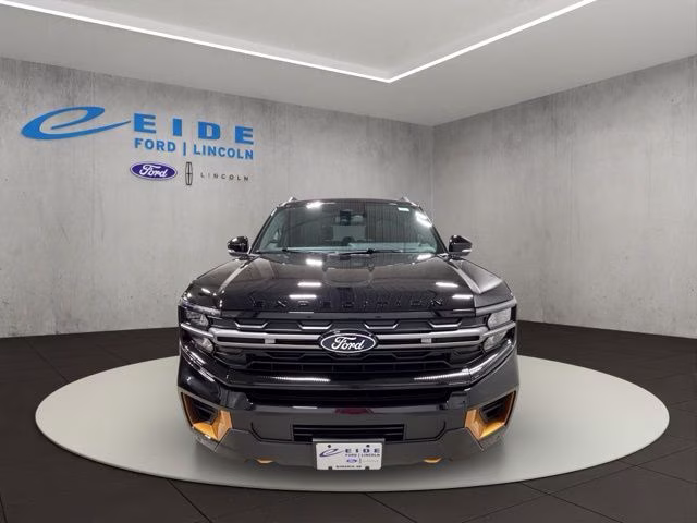 2027 Agate Black Metallic Ford Expedition Tremor 4X4 SUV