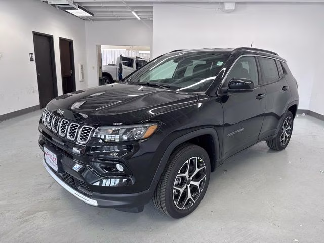 2026 Diamond Black Crystal Pearlcoat Jeep Compass Limited 4X4 SUV