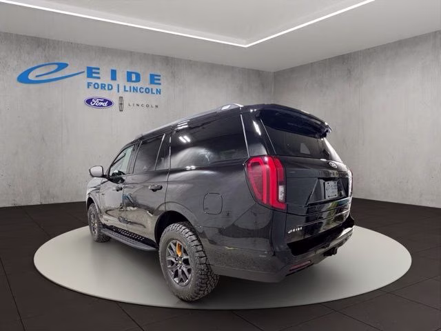 2027 Agate Black Metallic Ford Expedition Tremor 4X4 SUV