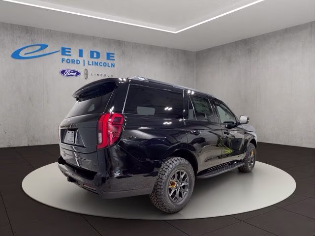 2027 Agate Black Metallic Ford Expedition Tremor 4X4 SUV