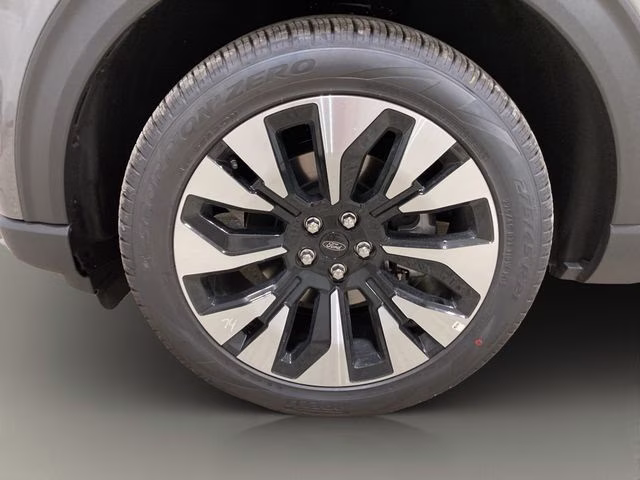 2026 Carbonized Gray Metallic Ford Explorer Platinum 4X4 SUV
