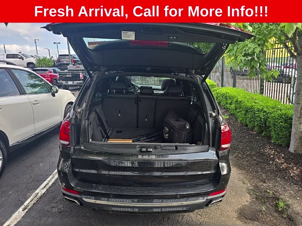 2018 Black Sapphire Metallic BMW X5 sDrive35i RWD SUV