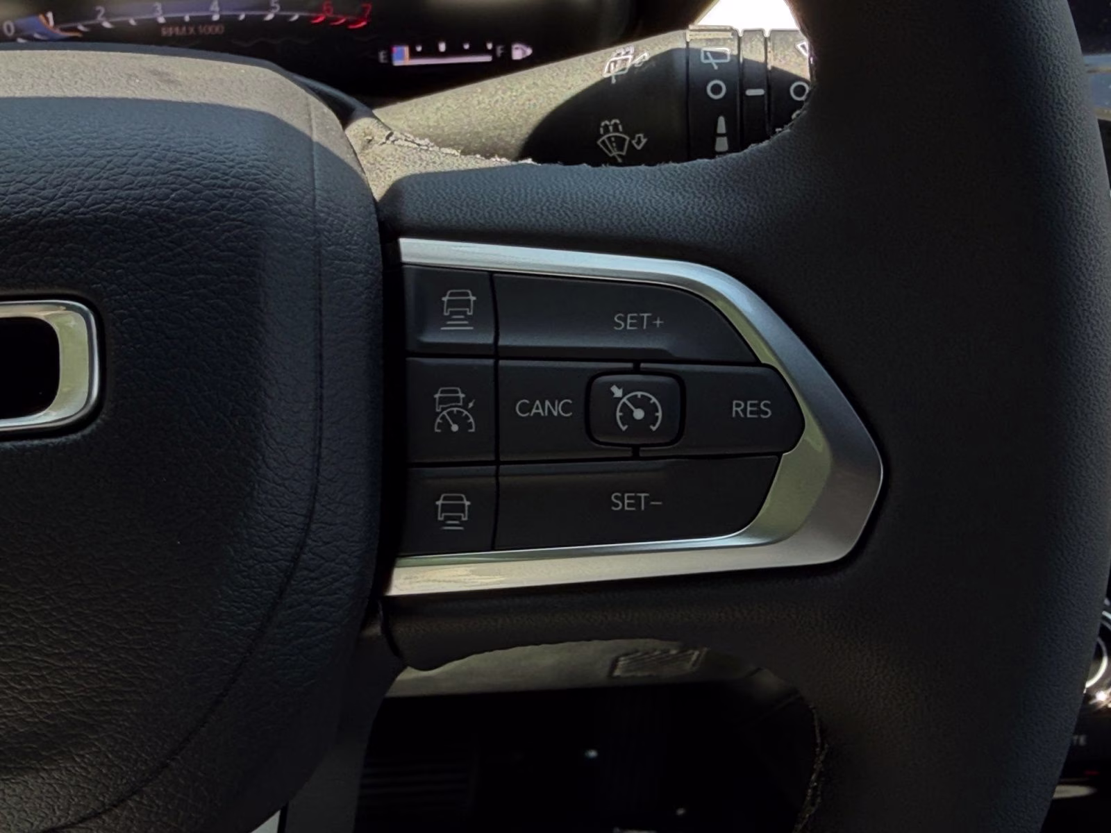2026 Diamond Black Crystal Pearlcoat Jeep Compass Limited 4X4 SUV