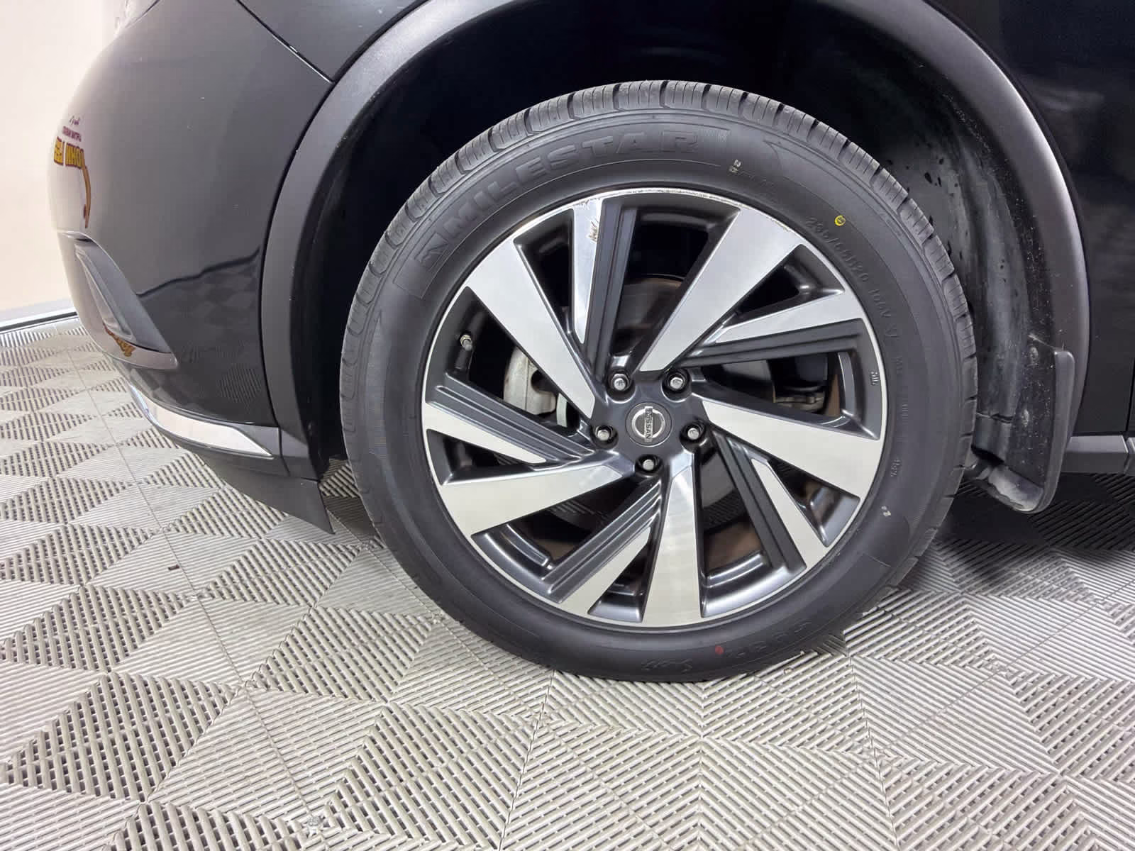 2018 Magnetic Black Metallic Nissan Murano Platinum FWD SUV