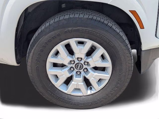 2022 Glacier White Nissan Frontier SV RWD Truck