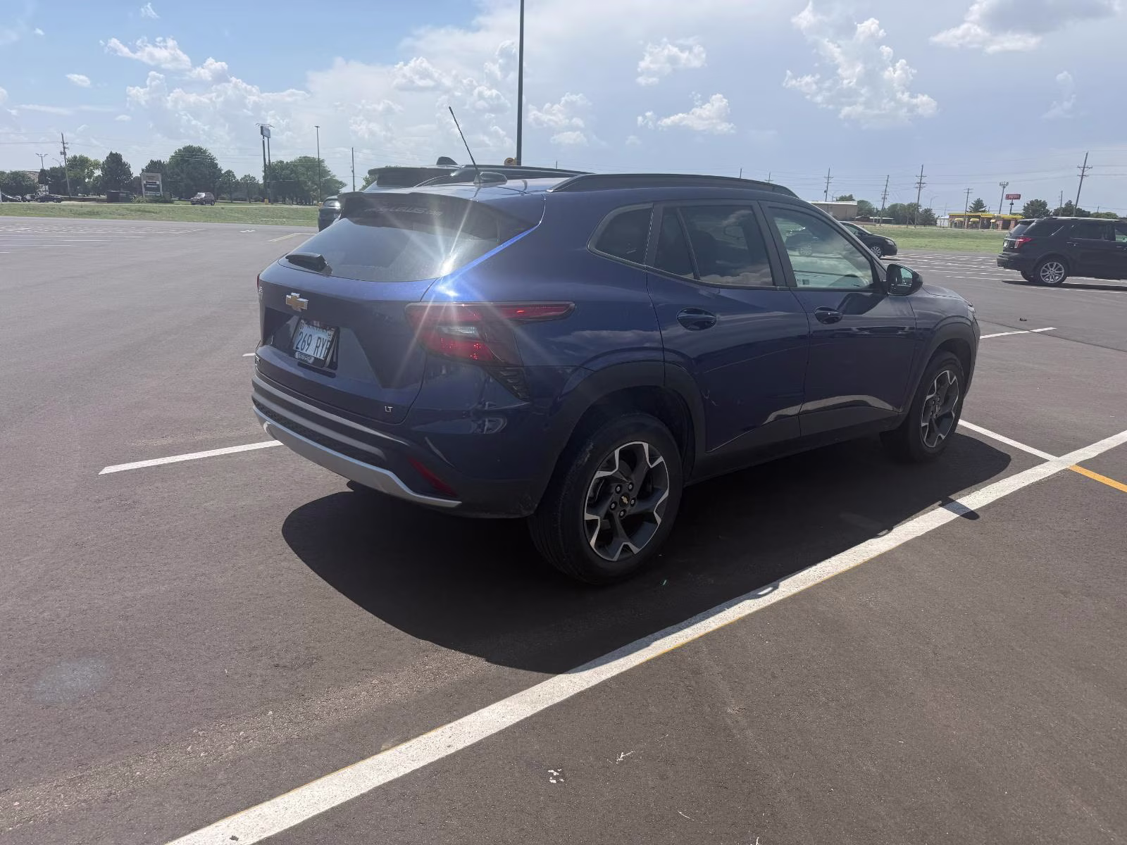 2024 Blue Glow Metallic Chevrolet Trax LT FWD SUV
