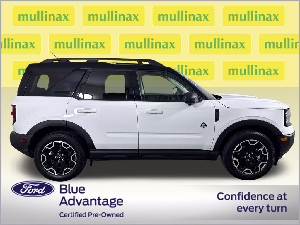 2025 Oxford White Ford Bronco Sport Outer Banks 4X4 SUV