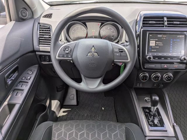 2026 Labrador Black Pearl Mitsubishi Outlander Sport 2.0 ES 4X4 SUV