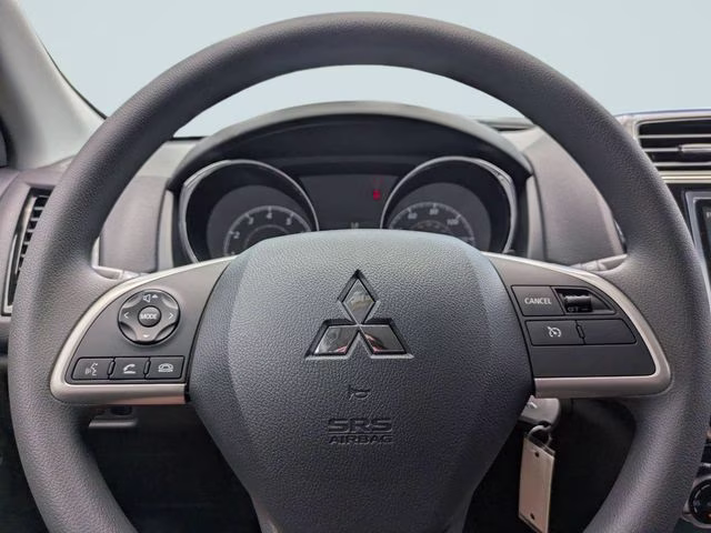 2026 White Diamond Mitsubishi Outlander Sport 2.0 ES 4X4 SUV
