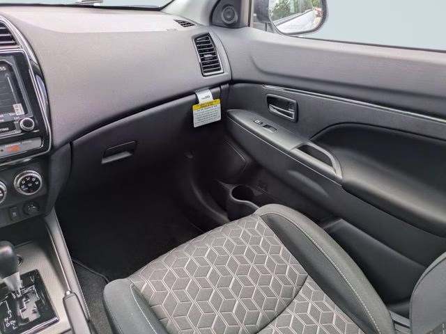 2026 White Diamond Mitsubishi Outlander Sport 2.0 ES 4X4 SUV
