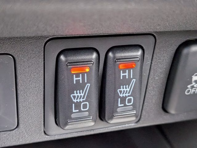 2026 White Diamond Mitsubishi Outlander Sport 2.0 LE 4X4 SUV
