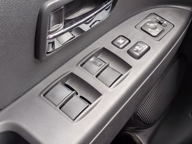 2026 White Diamond Mitsubishi Outlander Sport 2.0 LE 4X4 SUV