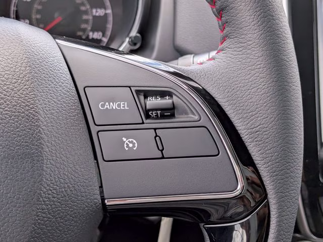 2026 White Diamond Mitsubishi Outlander Sport 2.0 LE 4X4 SUV